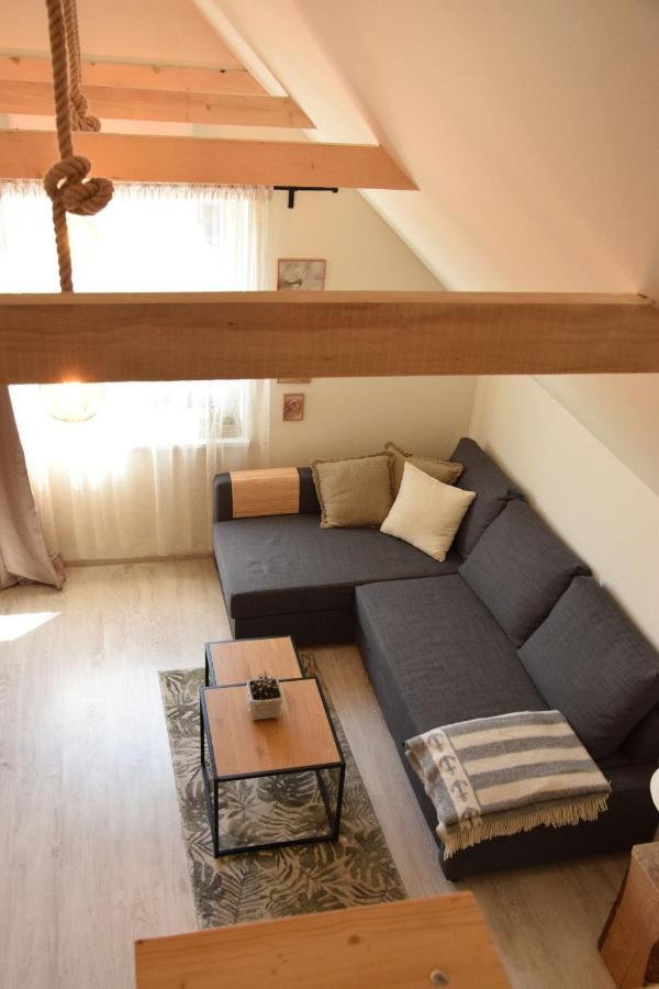 A&J Apartments Klaipeda Bagian luar foto